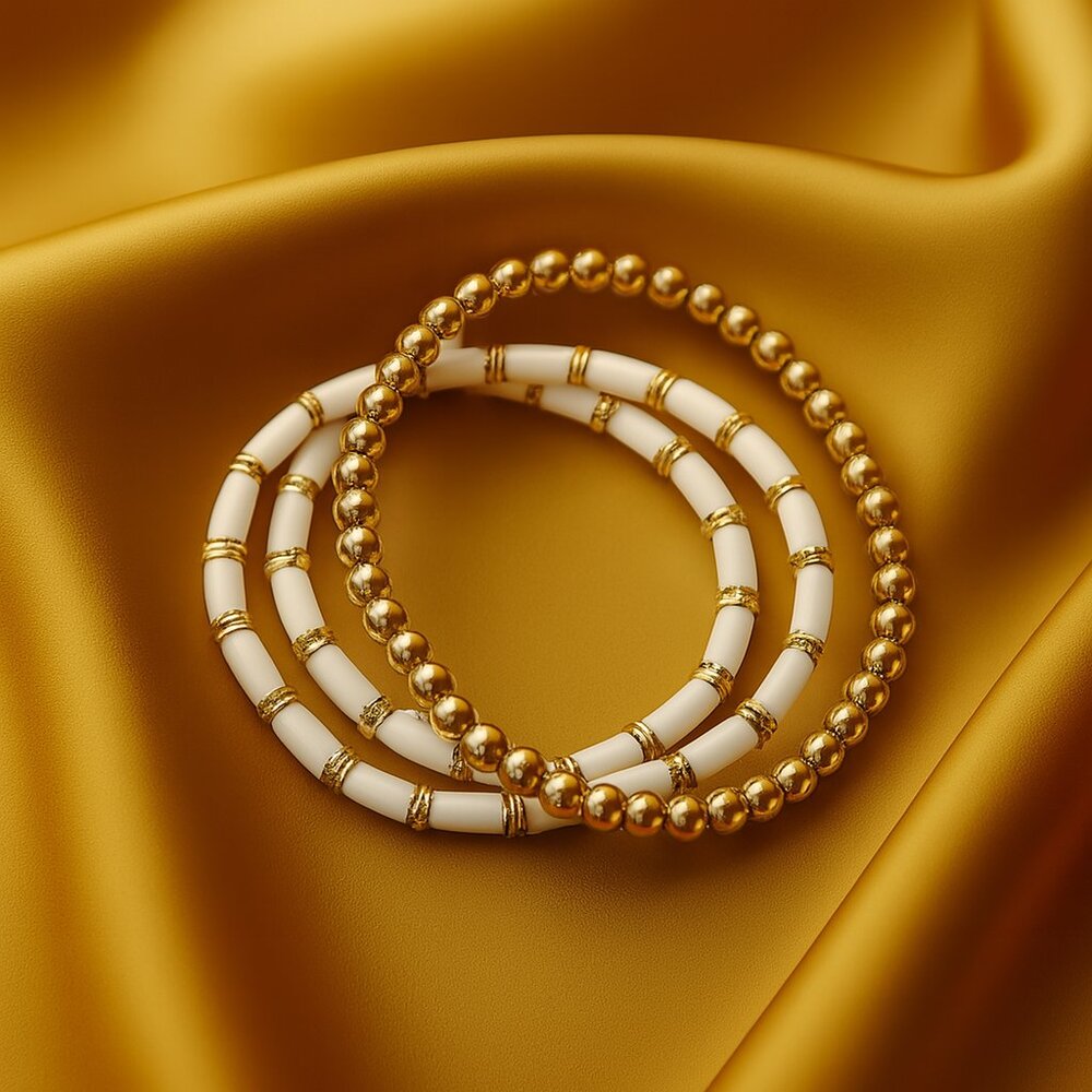 Elegant Gold & White Beaded Bracelet Set – Layered Stretch Fashion Jewelry